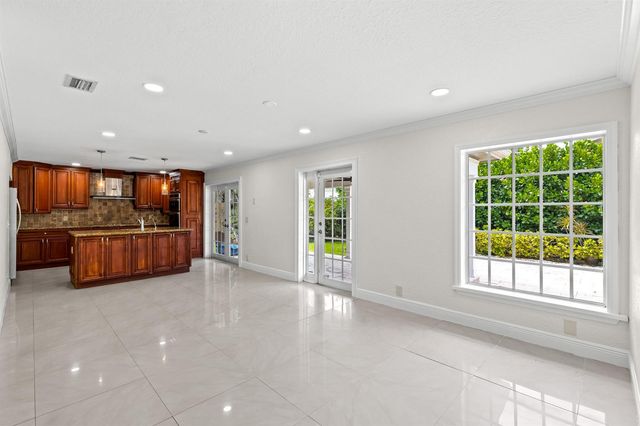 4610 Pinetree Drive, Delray Beach, FL 33445