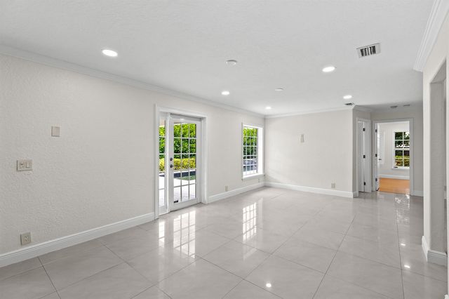 4610 Pinetree Drive, Delray Beach, FL 33445