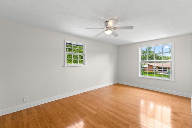 4610 Pinetree Drive, Delray Beach, FL 33445