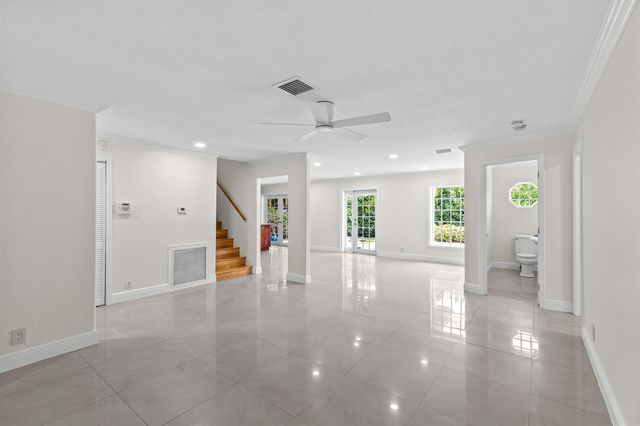 4610 Pinetree Drive, Delray Beach, FL 33445