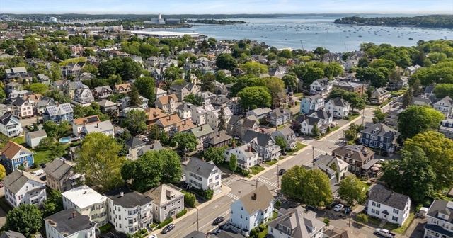 14 Forest Ave 2, Salem, MA 01970