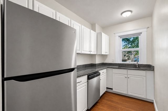 14 Forest Ave 2, Salem, MA 01970