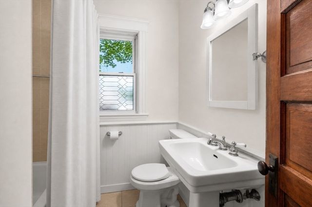 14 Forest Ave 2, Salem, MA 01970