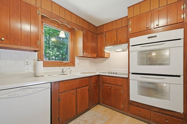 34 Muriel Ln, Milford, MA 01757