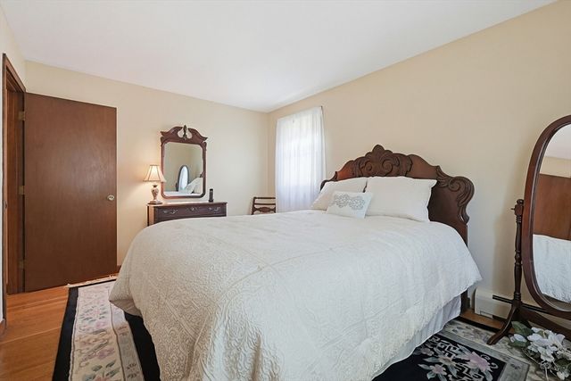34 Muriel Ln, Milford, MA 01757