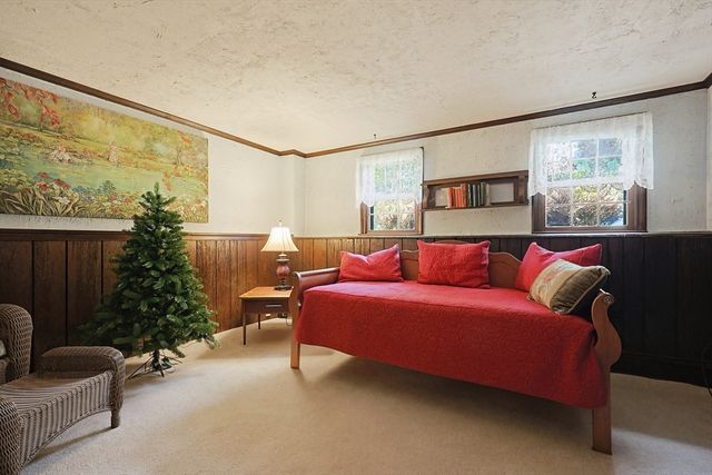 34 Muriel Ln, Milford, MA 01757