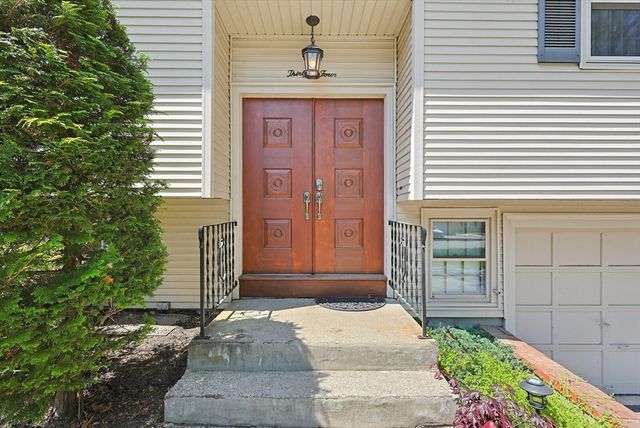 34 Muriel Ln, Milford, MA 01757