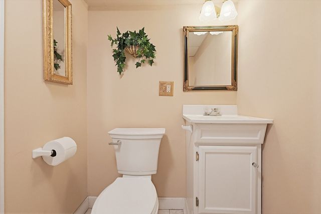 34 Muriel Ln, Milford, MA 01757