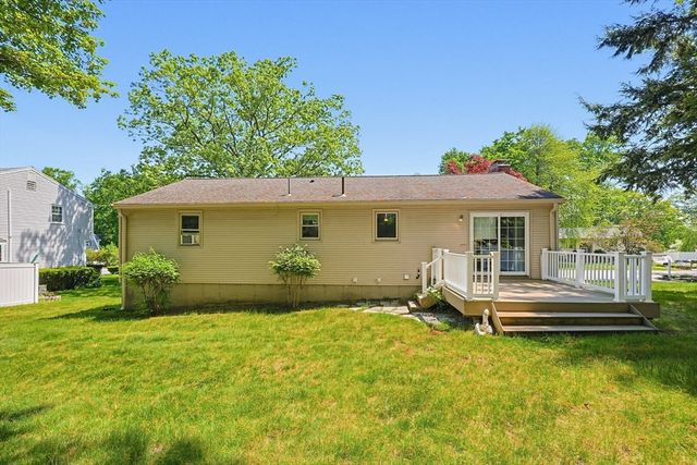 34 Muriel Ln, Milford, MA 01757