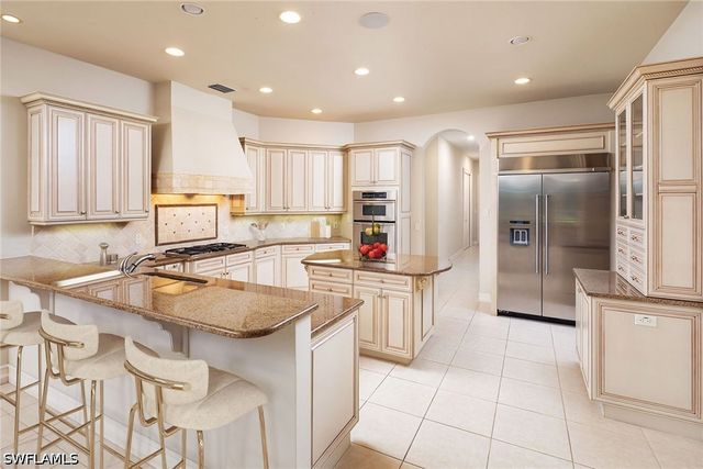 12255 Colliers Reserve DR, Naples, FL 34110