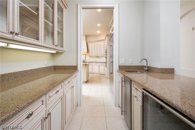 12255 Colliers Reserve DR, Naples, FL 34110