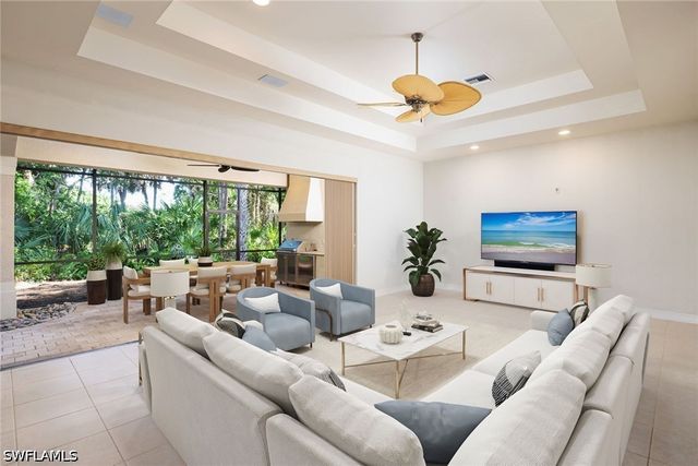 12255 Colliers Reserve DR, Naples, FL 34110