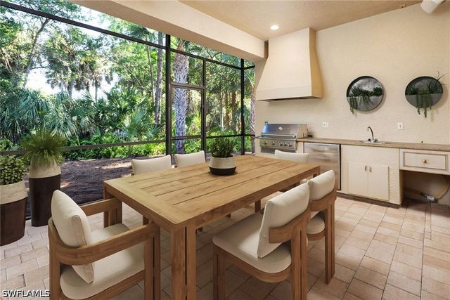 12255 Colliers Reserve DR, Naples, FL 34110