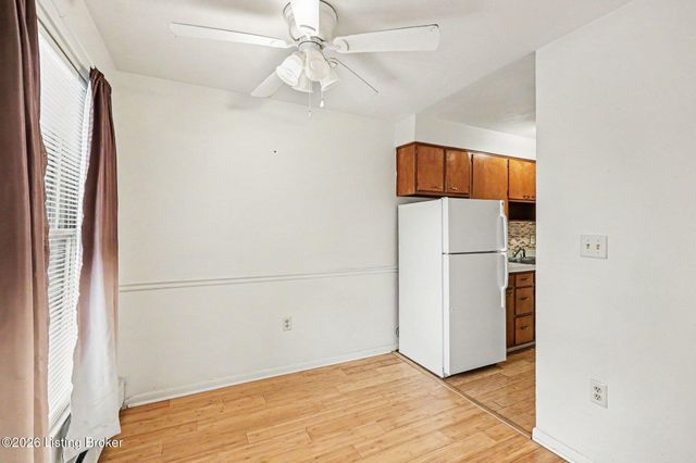 4501 S 6th St APT 76, Louisville, KY 40214