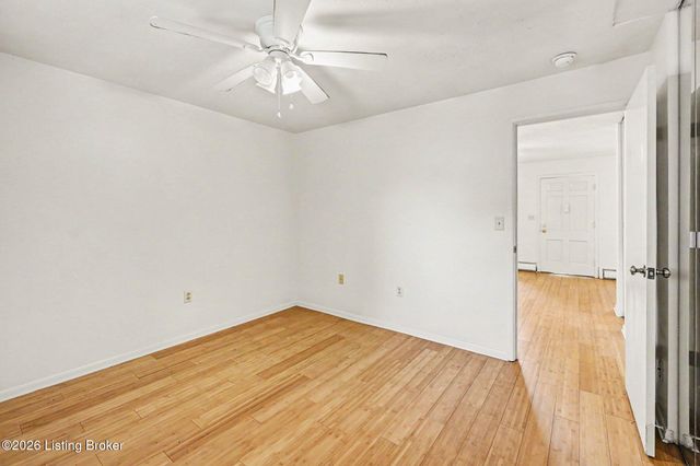 4501 S 6th St APT 76, Louisville, KY 40214