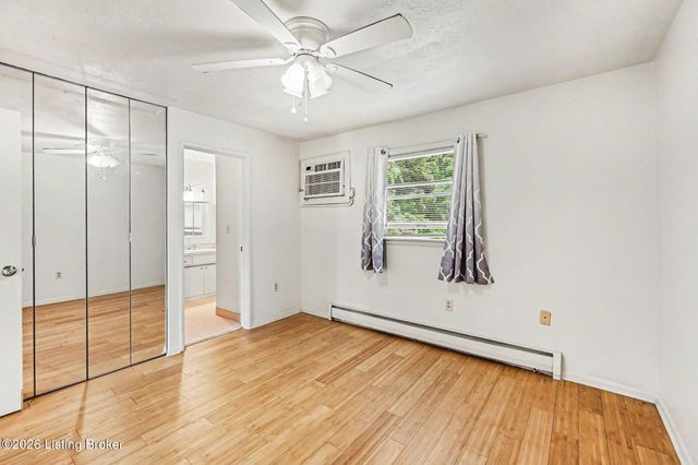 4501 S 6th St APT 76, Louisville, KY 40214