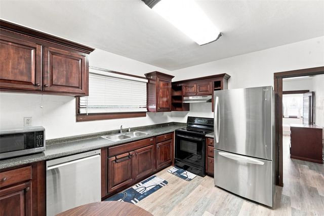316 S AMELIA AVENUE, Deland, FL 32724