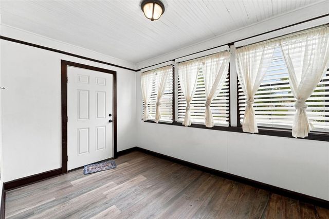 316 S AMELIA AVENUE, Deland, FL 32724