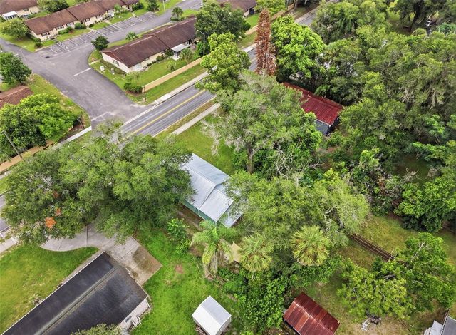 316 S AMELIA AVENUE, Deland, FL 32724