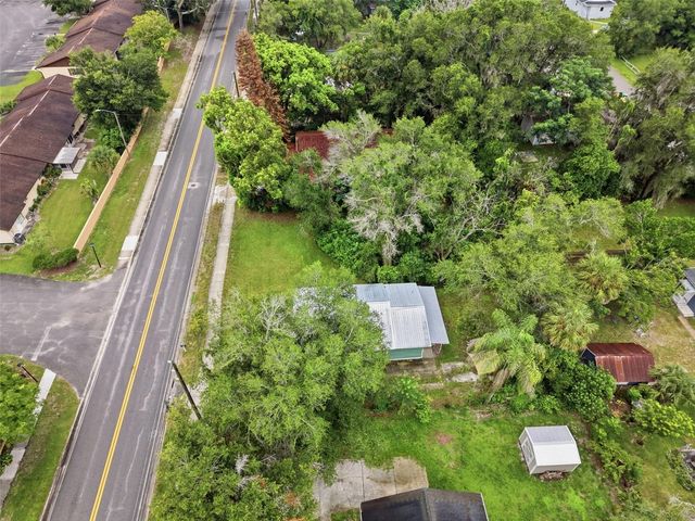 316 S AMELIA AVENUE, Deland, FL 32724