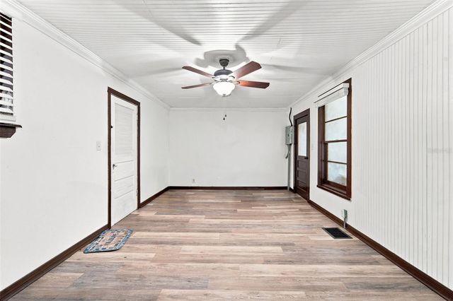 316 S AMELIA AVENUE, Deland, FL 32724