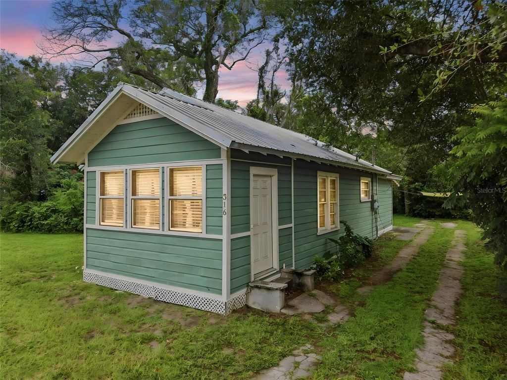 316 S AMELIA AVENUE, Deland, FL 32724
