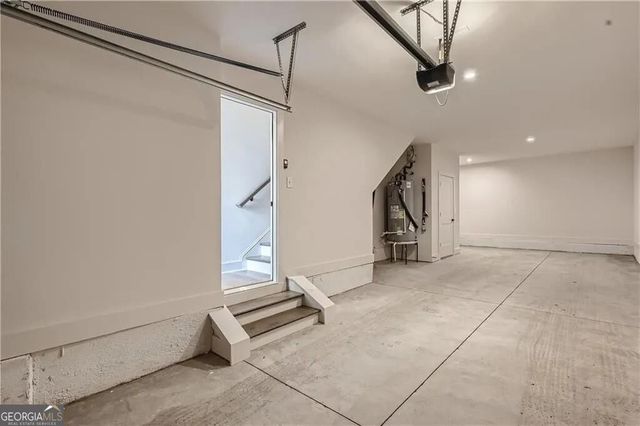 180 Chestnut Circle, Atlanta, GA 30342