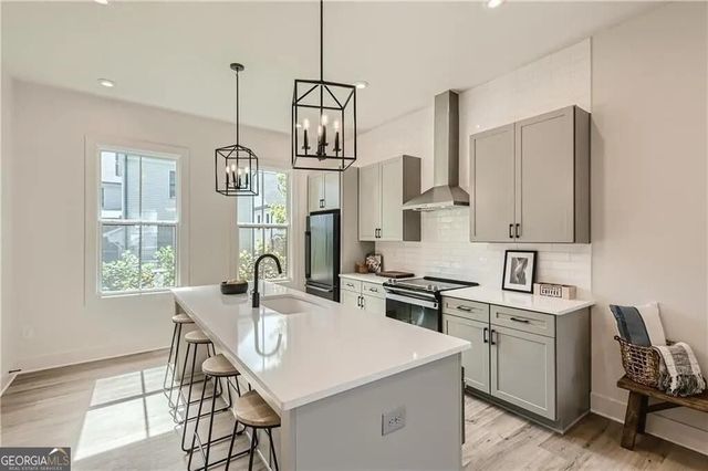 180 Chestnut Circle, Atlanta, GA 30342