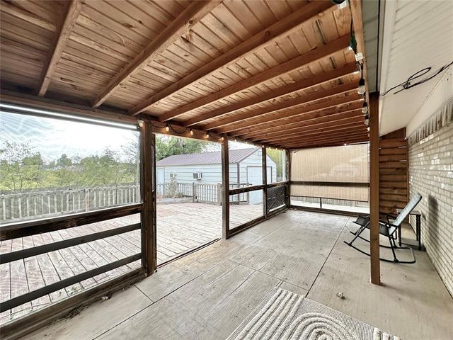 3 Rock Hollow Road, Shawnee, OK 74804