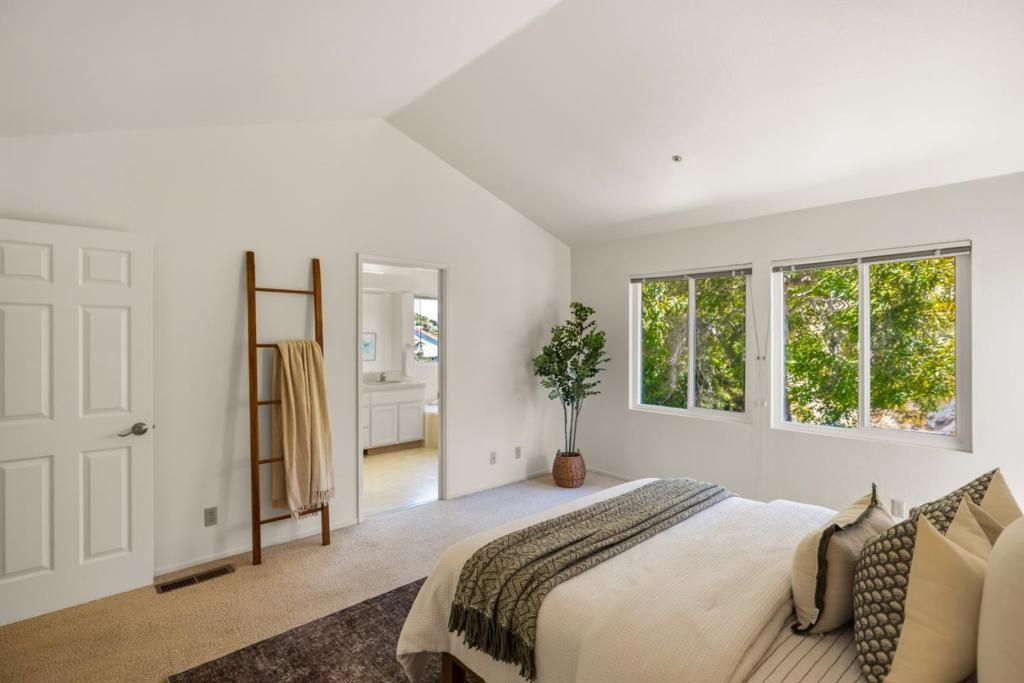 Image 10 of property listing at 21091 Old Ranch Court, Salinas, CA 93908