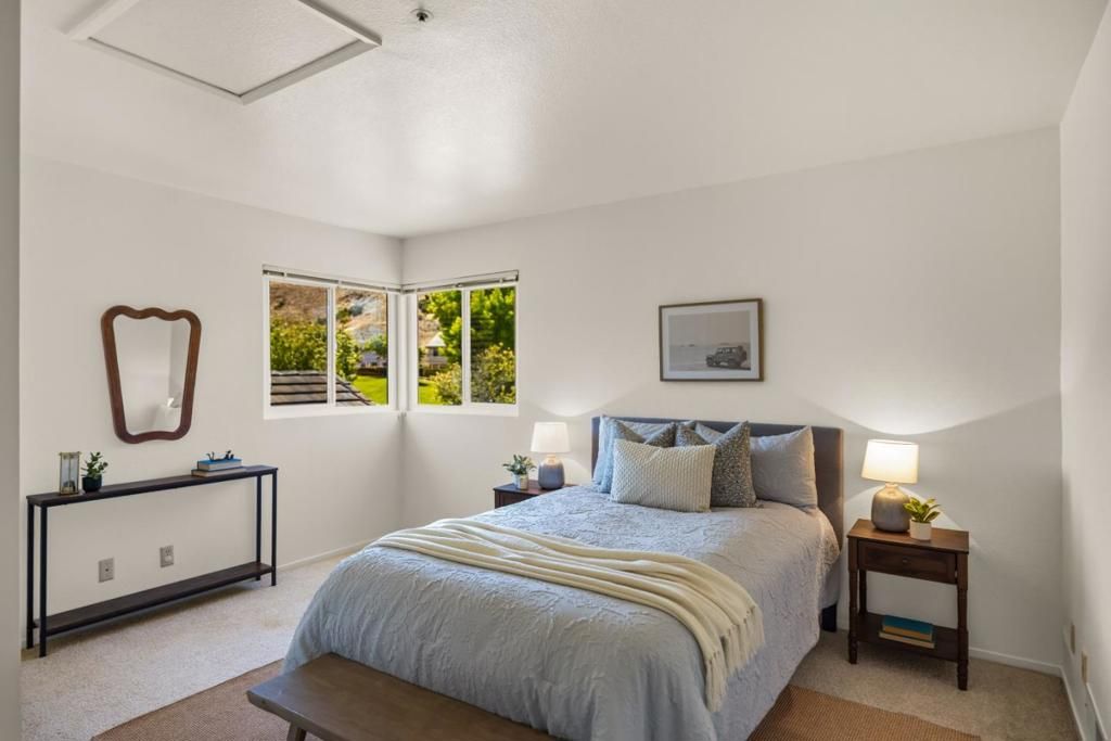 Image 12 of property listing at 21091 Old Ranch Court, Salinas, CA 93908