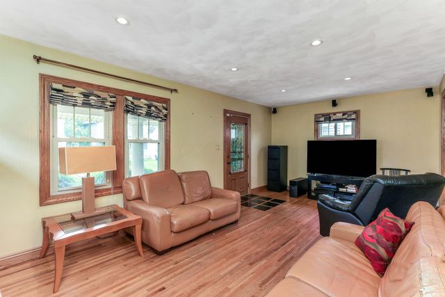 564 Nashoba Avenue, Columbus, OH 43223