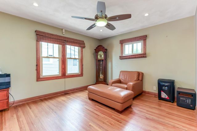 564 Nashoba Avenue, Columbus, OH 43223