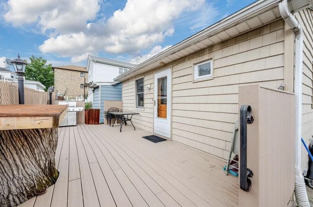 33 Alden Park 33, Bronx, NY 10465