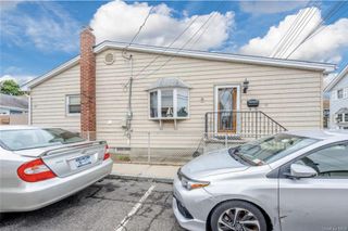 33 Alden Park 33, Bronx, NY 10465
