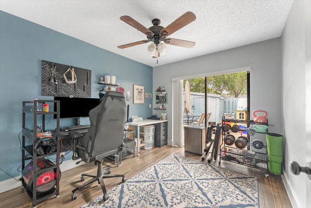 203 Timberlane Circle, Greenacres, FL 33463