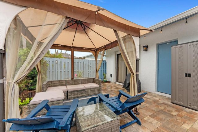 203 Timberlane Circle, Greenacres, FL 33463