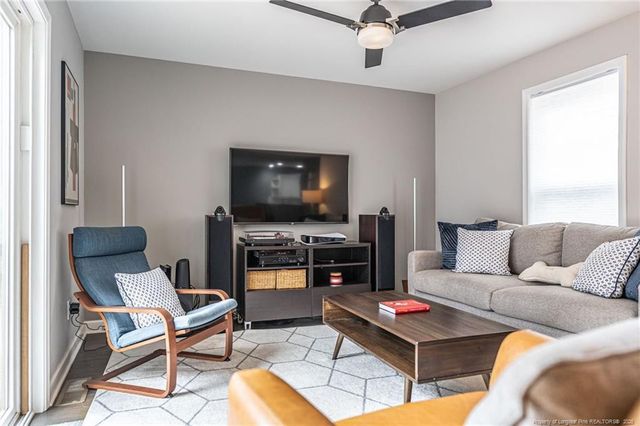 150 S Plum Street, Pinebluff, NC 28373