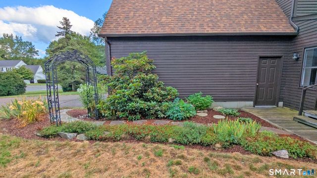 47 Spice Hill Drive, East Hampton, CT 06424