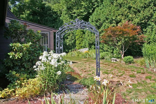 47 Spice Hill Drive, East Hampton, CT 06424