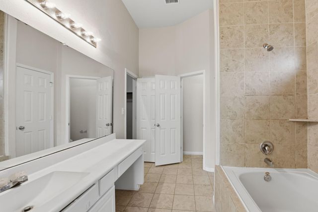 2518 Boxwood Park Lane, Houston, TX 77038