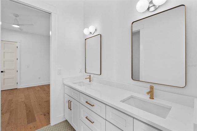 3904 GREENWOOD DRIVE, Tampa, FL 33611