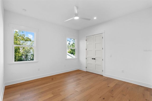 3904 GREENWOOD DRIVE, Tampa, FL 33611