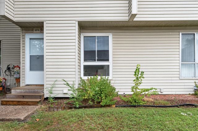 5576 Brookdale Drive N, Brooklyn Park, MN 55443