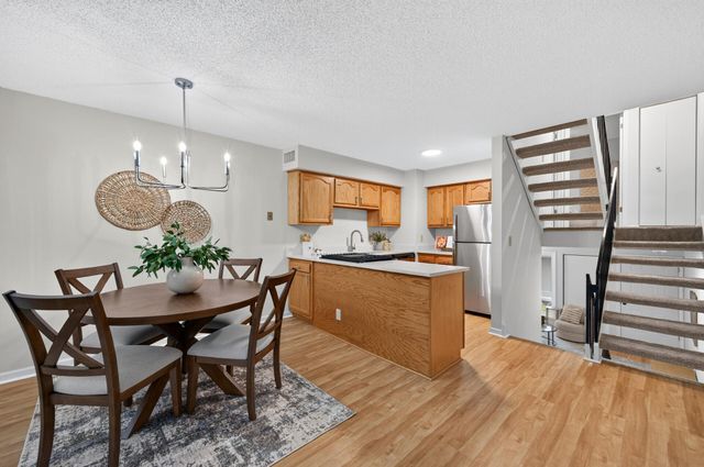 5576 Brookdale Drive N, Brooklyn Park, MN 55443
