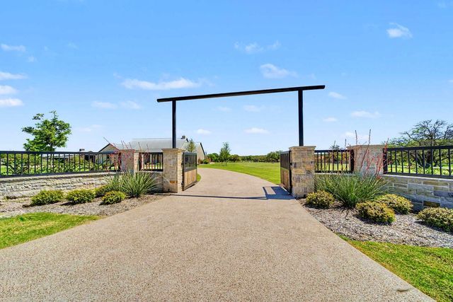 1601 Silverado Drive, Weatherford, TX 76087