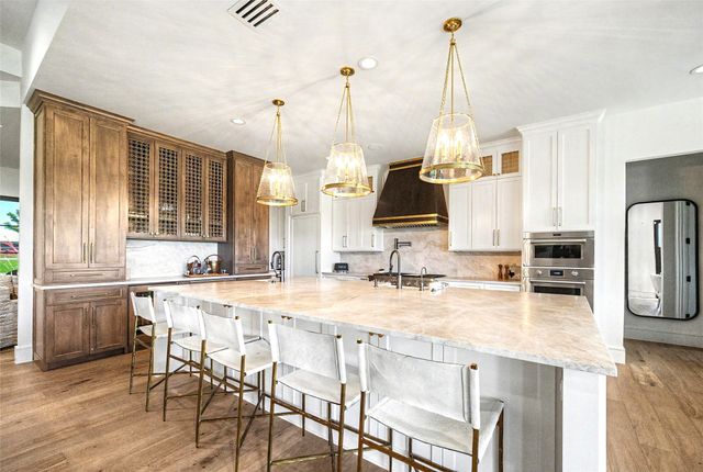1601 Silverado Drive, Weatherford, TX 76087