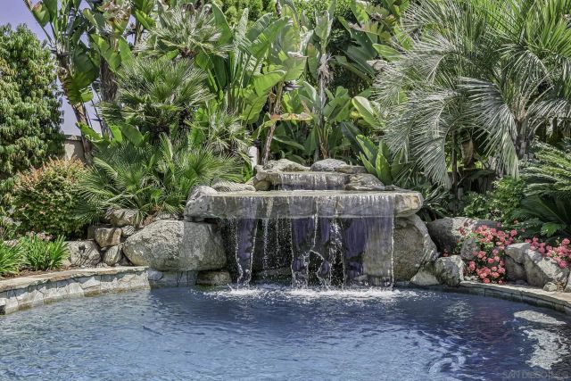 15823 The River Trail, Rancho Santa Fe, CA 92067