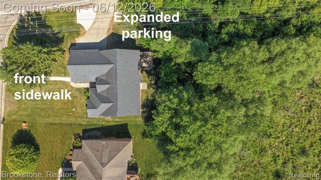 10295 Northridge Court, White Lake, MI 48386