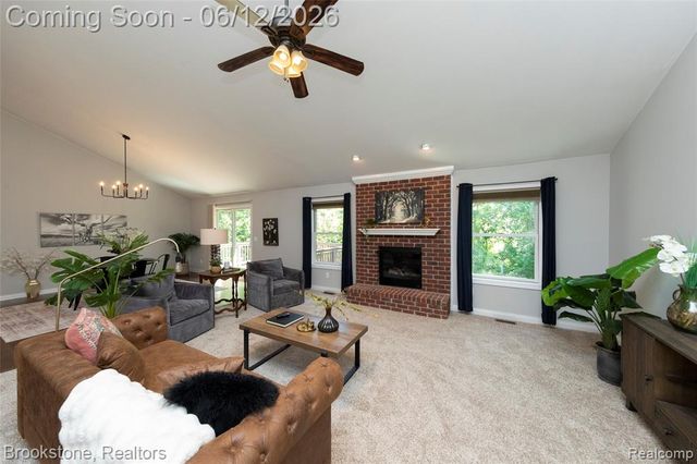 10295 Northridge Court, White Lake, MI 48386